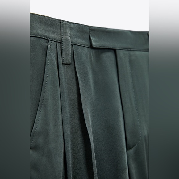 ZARA Emerald Green Satin Matching Coord Suit - Picture 16 of 16